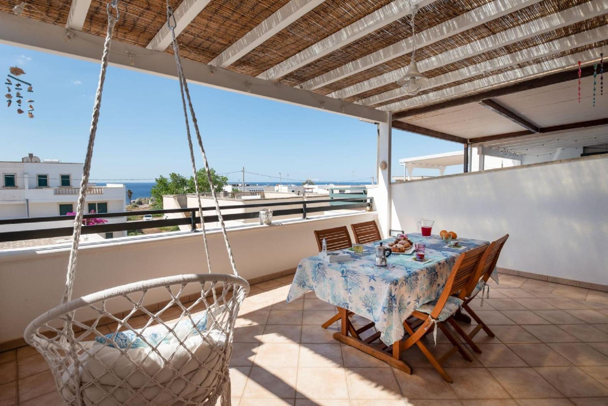 Casa Vacanze Orlando - Con Veranda Vista Mare A 200M Dal Mare Santa Maria di Leuca المظهر الخارجي الصورة